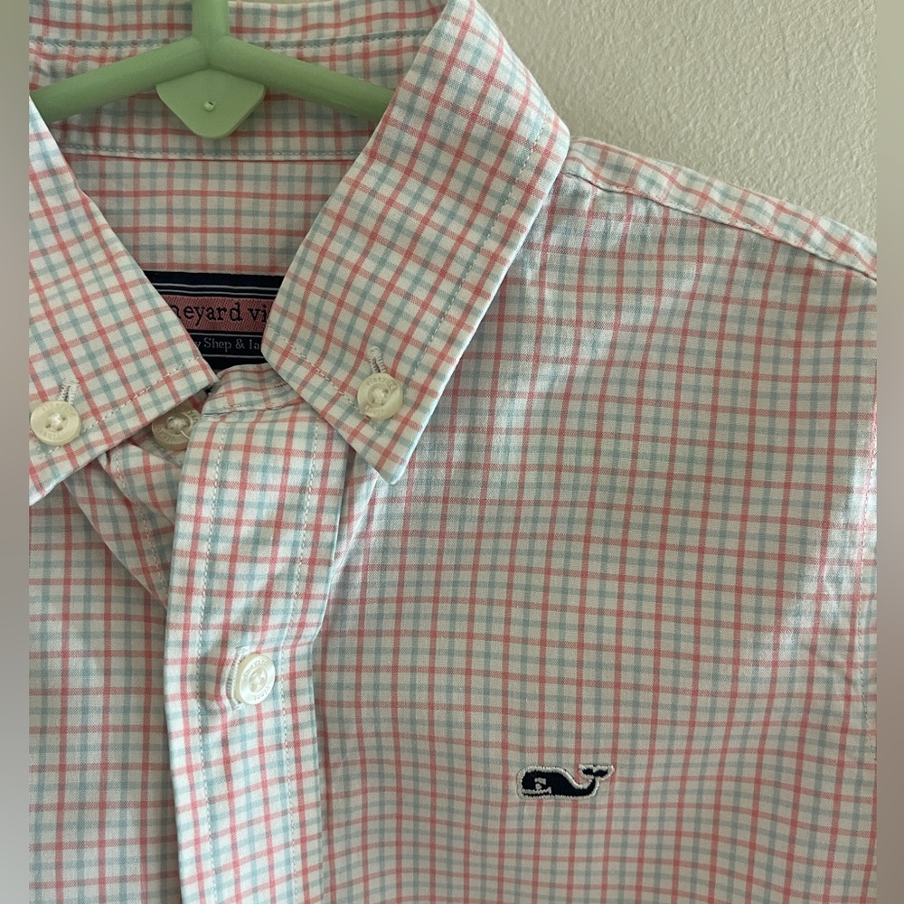Vineyard Vines pink & light blue Whale Shirt